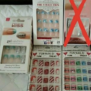 Kiss nail Bundle!! Price Drop❤